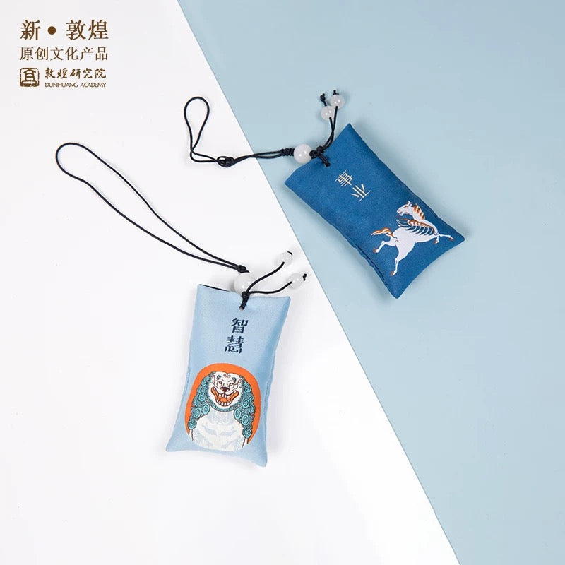 敦煌研究院| 古风随身香囊 平安符 车载香包